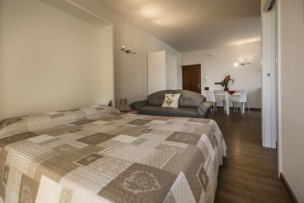 Le Servite Apartments Arco Zimmer foto