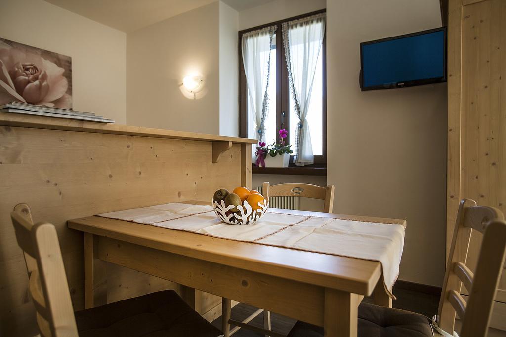 Le Servite Apartments Arco Zimmer foto