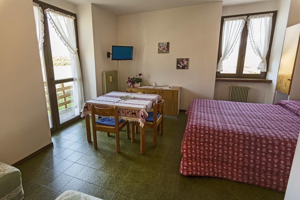 Le Servite Apartments Arco Zimmer foto
